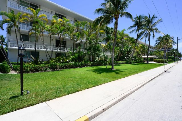 139 Sunrise Avenue 102, Palm Beach, FL 33480