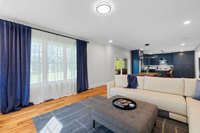 26 Timber Crest Dr, Medway, MA 02053