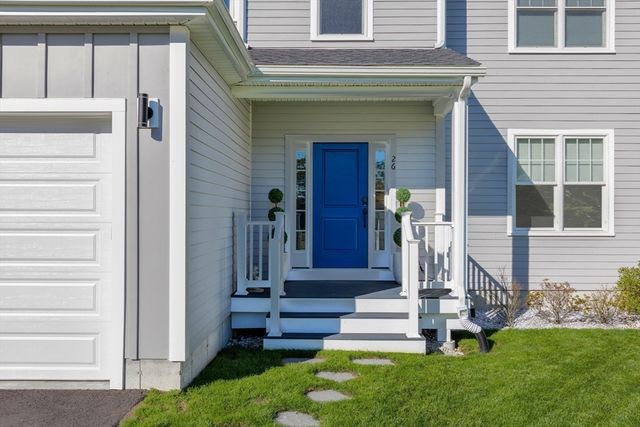 26 Timber Crest Dr, Medway, MA 02053
