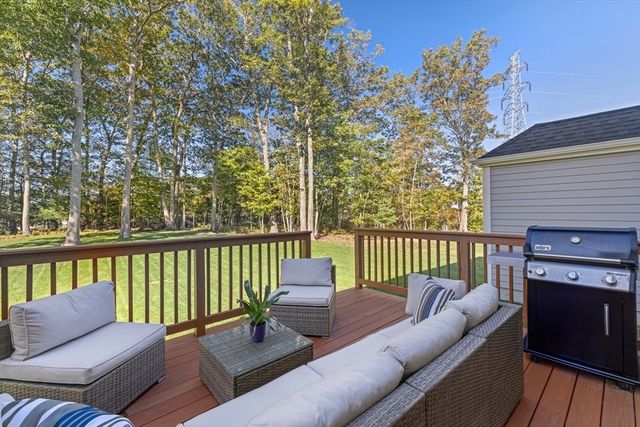 26 Timber Crest Dr, Medway, MA 02053