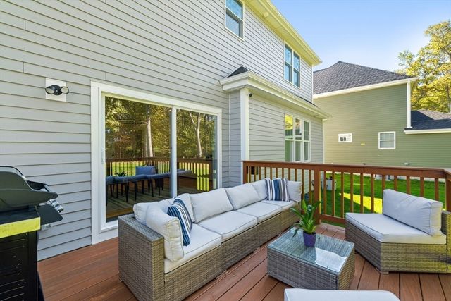 26 Timber Crest Dr, Medway, MA 02053