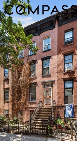 90 Ryerson Street, New York City, NY 11205