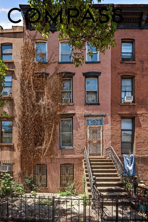 90 Ryerson Street, New York City, NY 11205
