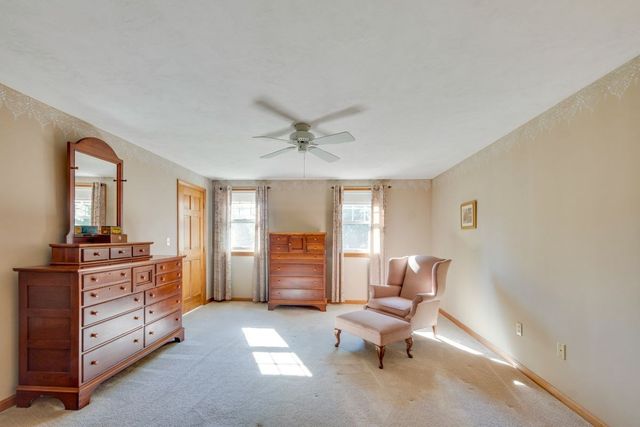 9 Beatty Ln, Easton, MA 02375