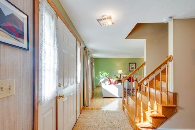 9 Beatty Ln, Easton, MA 02375