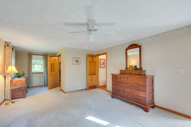 9 Beatty Ln, Easton, MA 02375