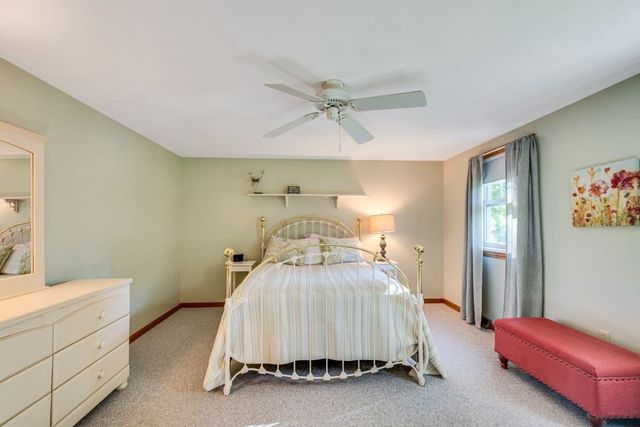 9 Beatty Ln, Easton, MA 02375