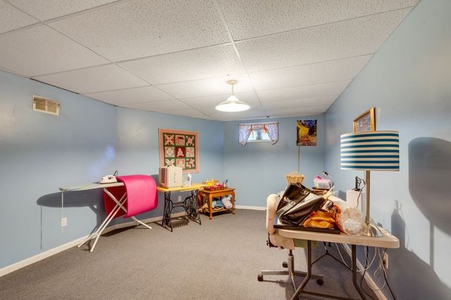 9 Beatty Ln, Easton, MA 02375