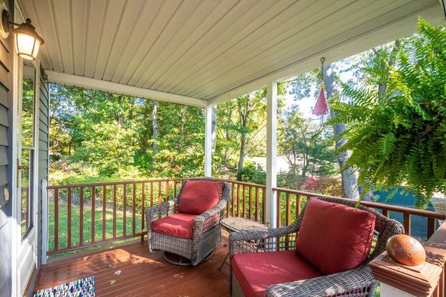 9 Beatty Ln, Easton, MA 02375