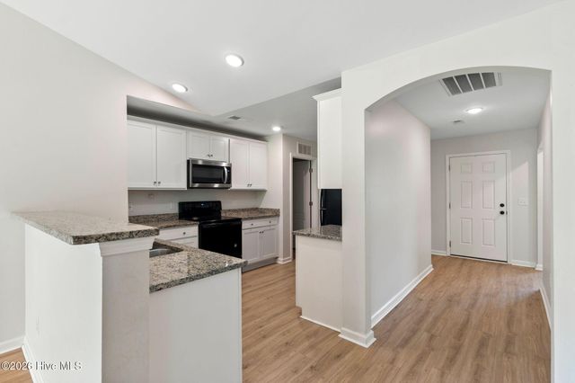 7125 Cameron Trace Drive, Wilmington, NC 28411