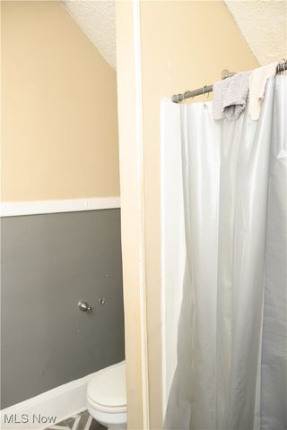 241 8th Street, Elyria, OH 44035