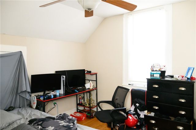 241 8th Street, Elyria, OH 44035