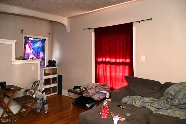 241 8th Street, Elyria, OH 44035