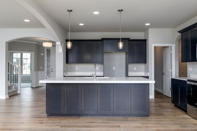 55641 Laurel Oaks Lane 8, Shelby Twp, MI 48315