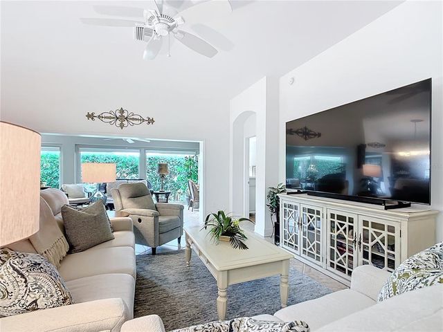 383 HARLOW LANE, The Villages, FL 32163
