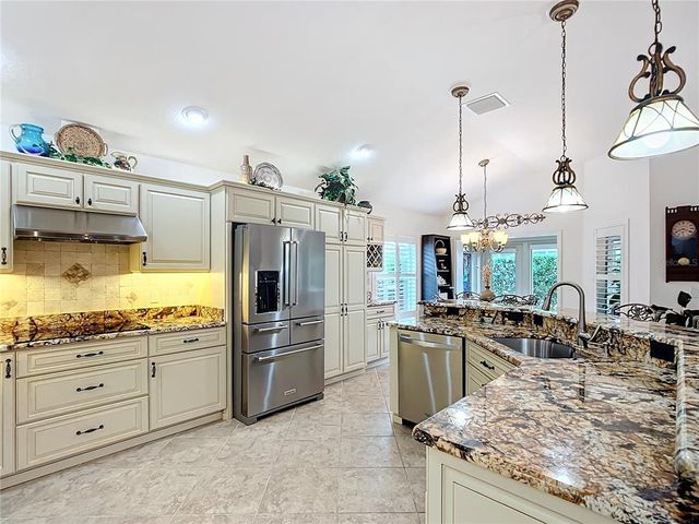 383 HARLOW LANE, The Villages, FL 32163