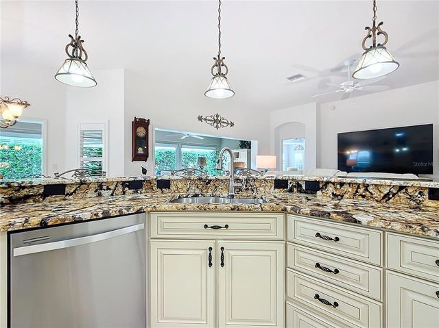 383 HARLOW LANE, The Villages, FL 32163