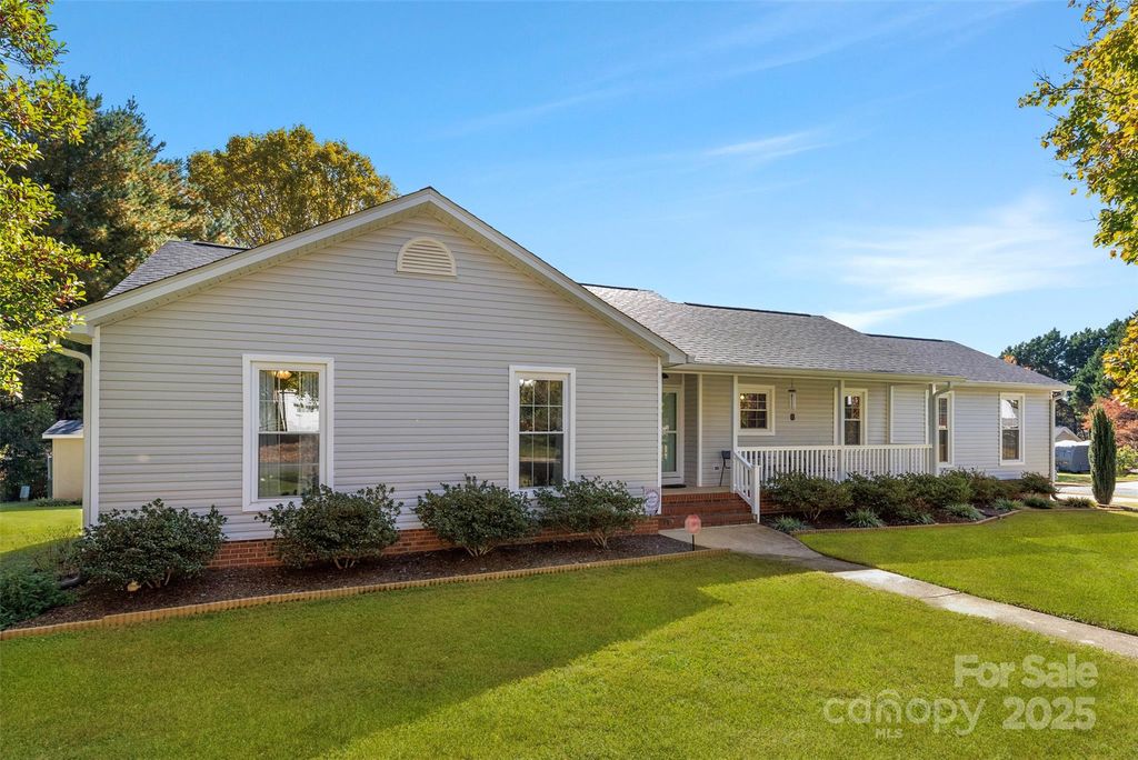 4330 Cross Ridge Drive, Gastonia, NC 28056