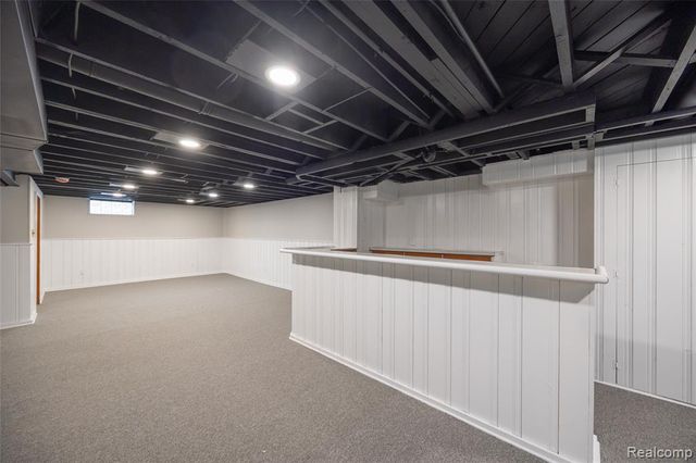 1418 W 13 Mile Road, Royal Oak, MI 48073