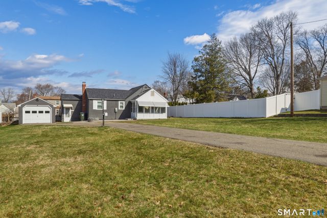 140 Camp Avenue, Newington, CT 06111