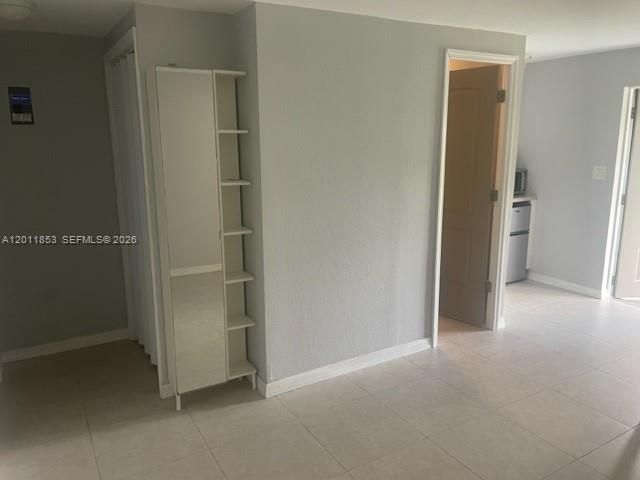 1041 NE 35th Street, Oakland Park, FL 33334