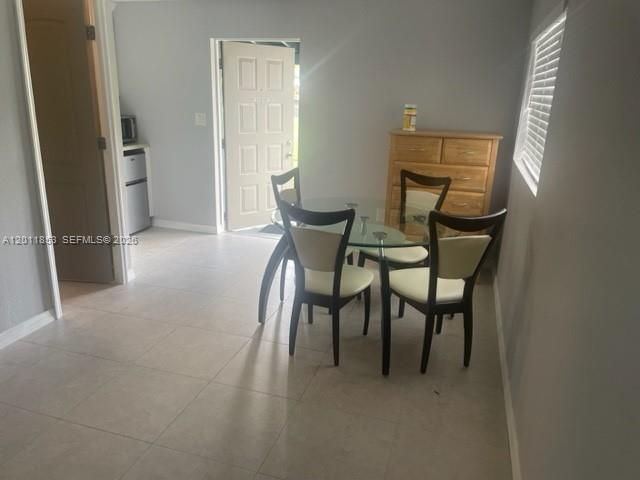 1041 NE 35th Street, Oakland Park, FL 33334