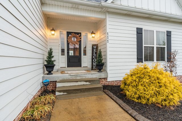 111 Flat Woods Rd, Lebanon, TN 37090