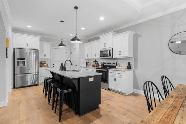 111 Flat Woods Rd, Lebanon, TN 37090