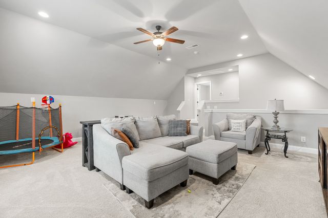 111 Flat Woods Rd, Lebanon, TN 37090