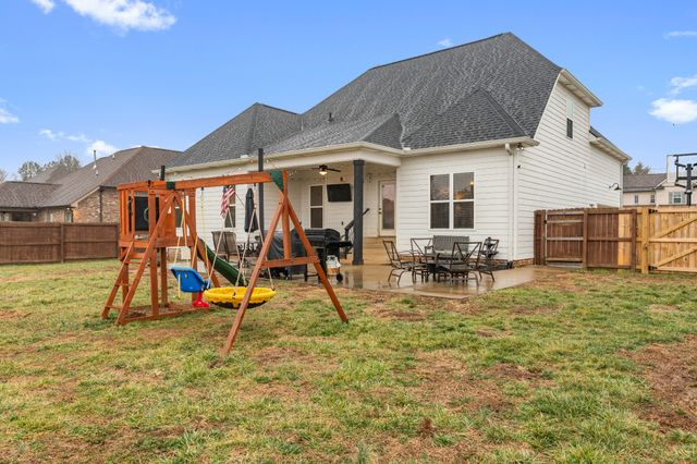 111 Flat Woods Rd, Lebanon, TN 37090