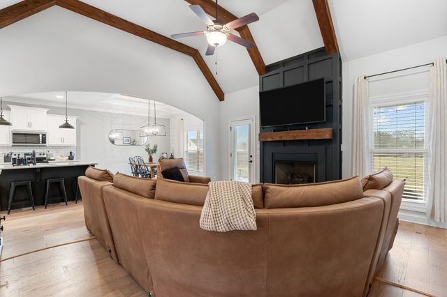 111 Flat Woods Rd, Lebanon, TN 37090