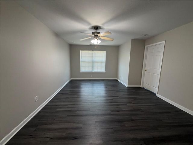 800 Stonehaven Circle 800, Cartersville, GA 30121