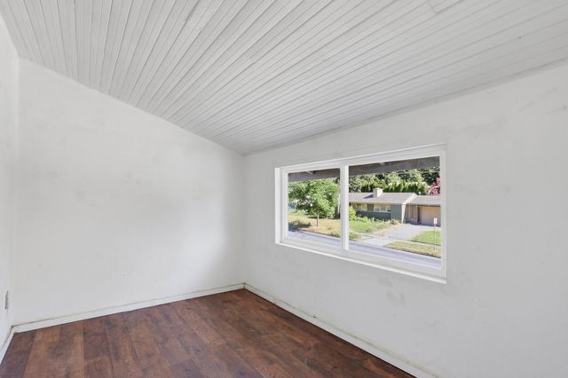 1517 E 9TH Ave, Spokane, WA 99202