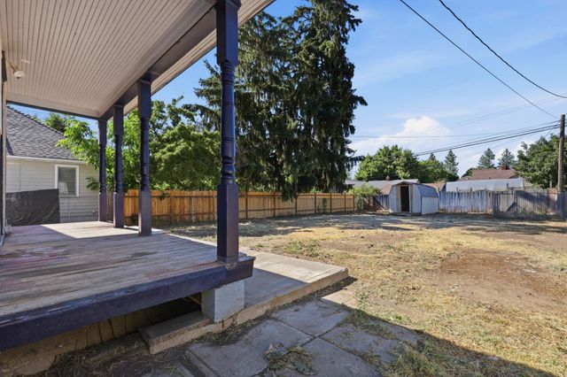 1517 E 9TH Ave, Spokane, WA 99202