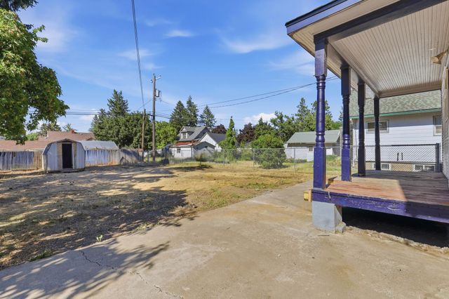 1517 E 9TH Ave, Spokane, WA 99202