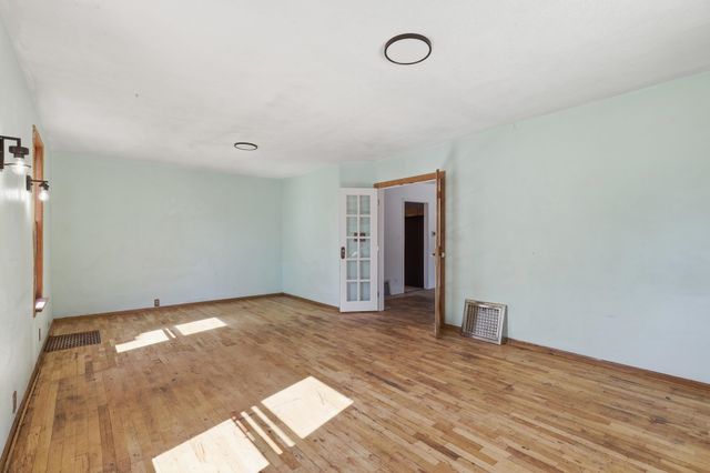 1517 E 9TH Ave, Spokane, WA 99202