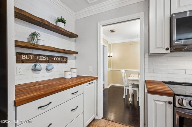 3971 KADEN Drive E, Jacksonville, FL 32277