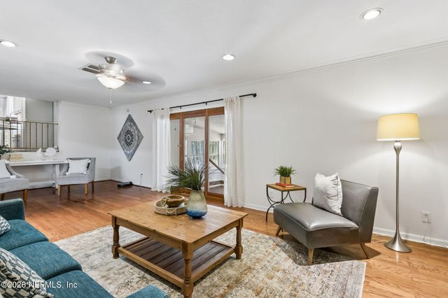 3971 KADEN Drive E, Jacksonville, FL 32277