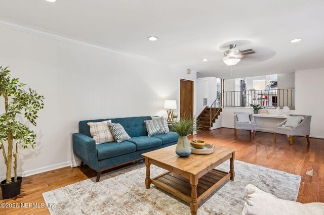 3971 KADEN Drive E, Jacksonville, FL 32277