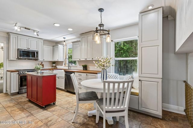 3971 KADEN Drive E, Jacksonville, FL 32277