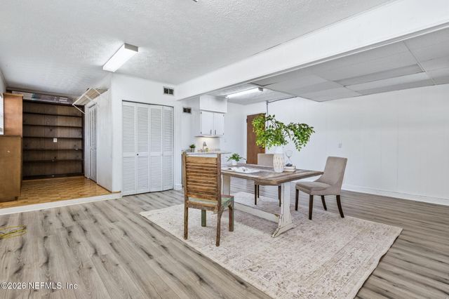 3971 KADEN Drive E, Jacksonville, FL 32277