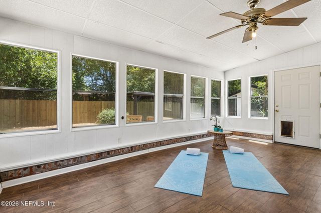 3971 KADEN Drive E, Jacksonville, FL 32277