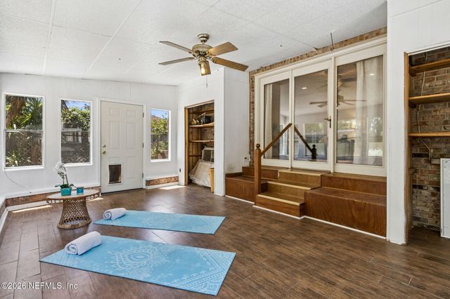 3971 KADEN Drive E, Jacksonville, FL 32277