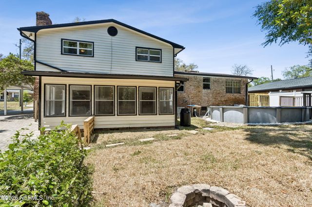 3971 KADEN Drive E, Jacksonville, FL 32277