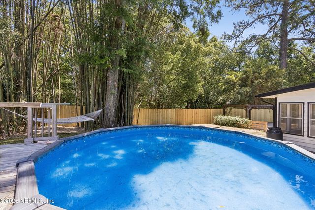 3971 KADEN Drive E, Jacksonville, FL 32277