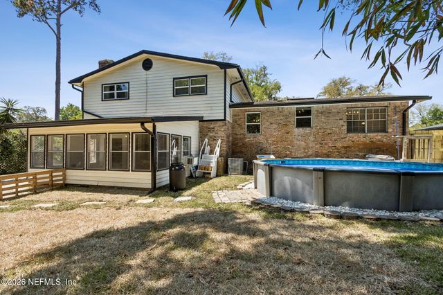 3971 KADEN Drive E, Jacksonville, FL 32277