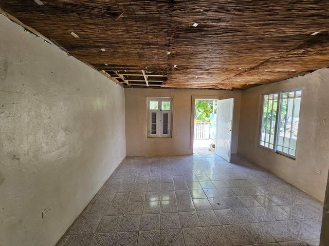 30 CALLE GARDENIA, Aibonito, PR 00705