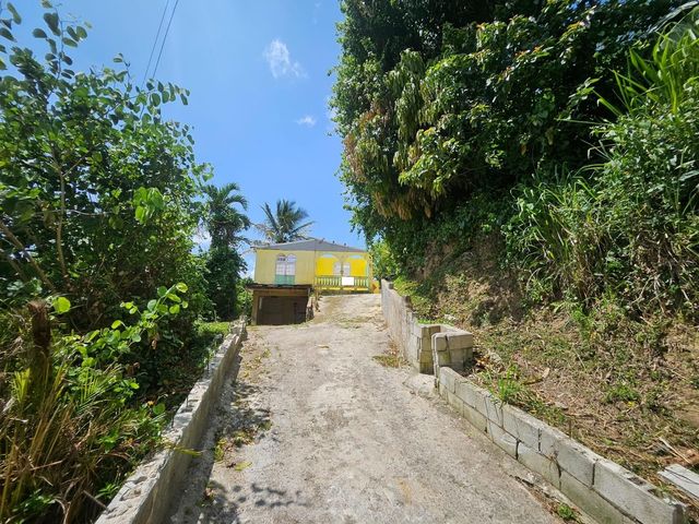 30 CALLE GARDENIA, Aibonito, PR 00705