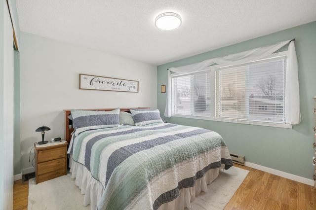 2814 Village Green Drive, Moorhead, MN 56560