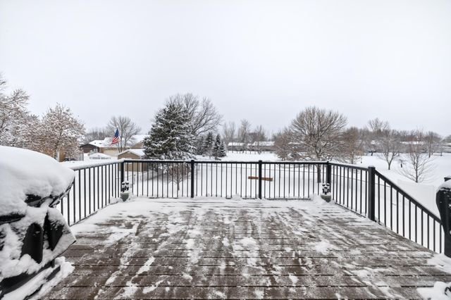 2814 Village Green Drive, Moorhead, MN 56560